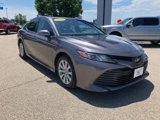 Used 2020 Toyota Camry LE image 2