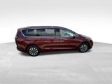 Used 2021 Chrysler Pacifica Touring-L image 4