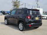 Certified 2020 Jeep Renegade Latitude w/ Cold Weather Group image 5