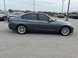 Used 2017 BMW 320i Sedan image 4