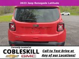 Used 2023 Jeep Renegade Latitude w/ Premium Group image 4