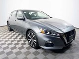 Certified 2021 Nissan Altima 2.5 Platinum image 3
