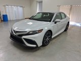 Used 2023 Toyota Camry SE image 4