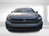 Certified 2024 Volkswagen Jetta SE w/ Panoramic Sunroof Package image 3