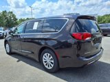 Used 2019 Chrysler Pacifica Touring Plus w/ Advanced Safetytec Group image 6