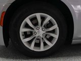 Used 2015 Chrysler 300 Limited image 6
