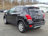 Certified 2022 Chevrolet Trax LT w/ Driver Confidence Package image 4
