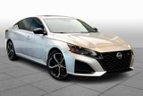 Used 2023 Nissan Altima 2.5 SR w/ SR Premium Package image 2