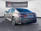 Used 2023 Toyota Camry SE image 3