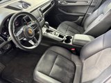 Certified 2018 Porsche Macan image 4