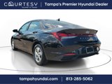 Certified 2023 Hyundai Elantra SE image 4