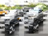 Used 2020 Ford Explorer XLT image 4