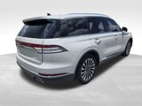 Used 2022 Lincoln Aviator Reserve w/ Equipment Group 201A image 4