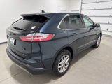 Used 2023 Ford Edge SEL w/ Convenience Package image 4