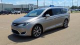 Used 2017 Chrysler Pacifica Limited w/ UConnect Theater Package image 4