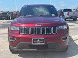Used 2018 Jeep Grand Cherokee Laredo image 3
