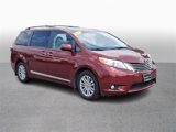 Used 2015 Toyota Sienna XLE image 3