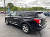 Used 2022 Ford Explorer XLT w/ Equipment Group 202A image 5