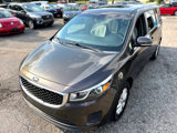 Used 2017 Kia Sedona LX w/ LX Essentials Premium Package image 2