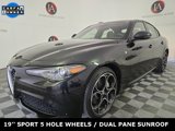 Used 2022 Alfa Romeo Giulia Ti image 5
