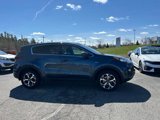 Used 2021 Kia Sportage LX image 2