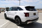 Used 2024 Kia Sorento S image 5