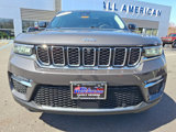 Used 2023 Jeep Grand Cherokee Limited w/ Luxury Tech Group II image 3