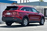 Used 2023 Kia Sorento LX image 4