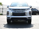 Used 2021 Mitsubishi Outlander Sport SE image 2
