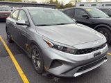 Used 2023 Kia Forte LXS w/ LXS Technology Package image 2