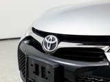 Used 2017 Toyota Camry SE image 4