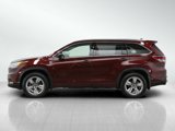 Used 2016 Toyota Highlander Limited image 2