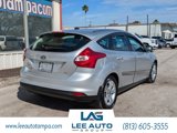 Used 2013 Ford Focus SE w/ Focus Graphic Pkg image 3