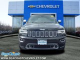 Used 2017 Jeep Grand Cherokee Overland image 2