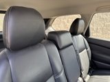 Used 2020 Nissan Pathfinder SL image 6