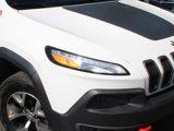 Used 2017 Jeep Cherokee Trailhawk w/ Cold Weather Group image 2