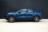 Used 2024 Porsche Cayenne image 2