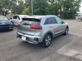 Used 2022 Kia Niro LX image 2