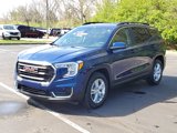 Used 2022 GMC Terrain SLE w/ Driver Convenience Package image 2
