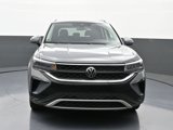 Used 2023 Volkswagen Taos SE w/ Black Wheel Package image 2