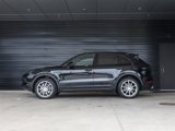Certified 2023 Porsche Cayenne image 2