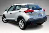 Used 2020 Nissan Kicks S image 4