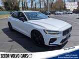 Certified 2024 Volvo S60 B5 Plus image 2