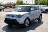 Used 2015 Kia Soul + image 3