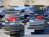 Used 2016 Toyota Camry SE image 5