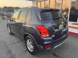 Used 2018 Chevrolet Trax LT w/ LT Convenience Package image 2