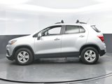 Used 2017 Chevrolet Trax LT w/ LT Convenience Package image 3