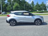Used 2019 Nissan Kicks SR image 5