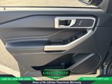 Used 2022 Ford Explorer XLT w/ Equipment Group 202A image 5