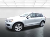 Used 2013 Volkswagen Touareg Executive image 2